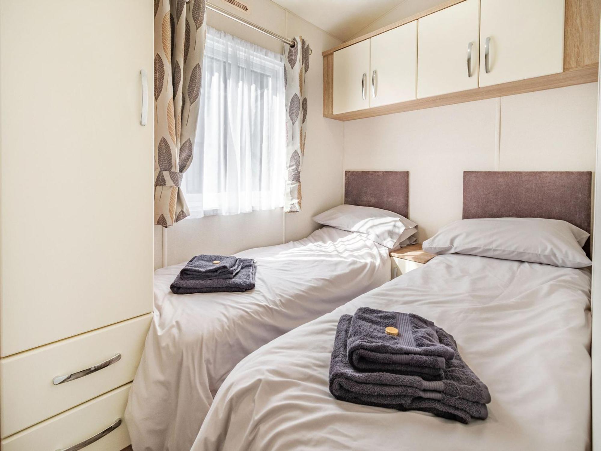 Red Wood Lodge - Uk40849 สการ์โบโรห์ ภายนอก รูปภาพ