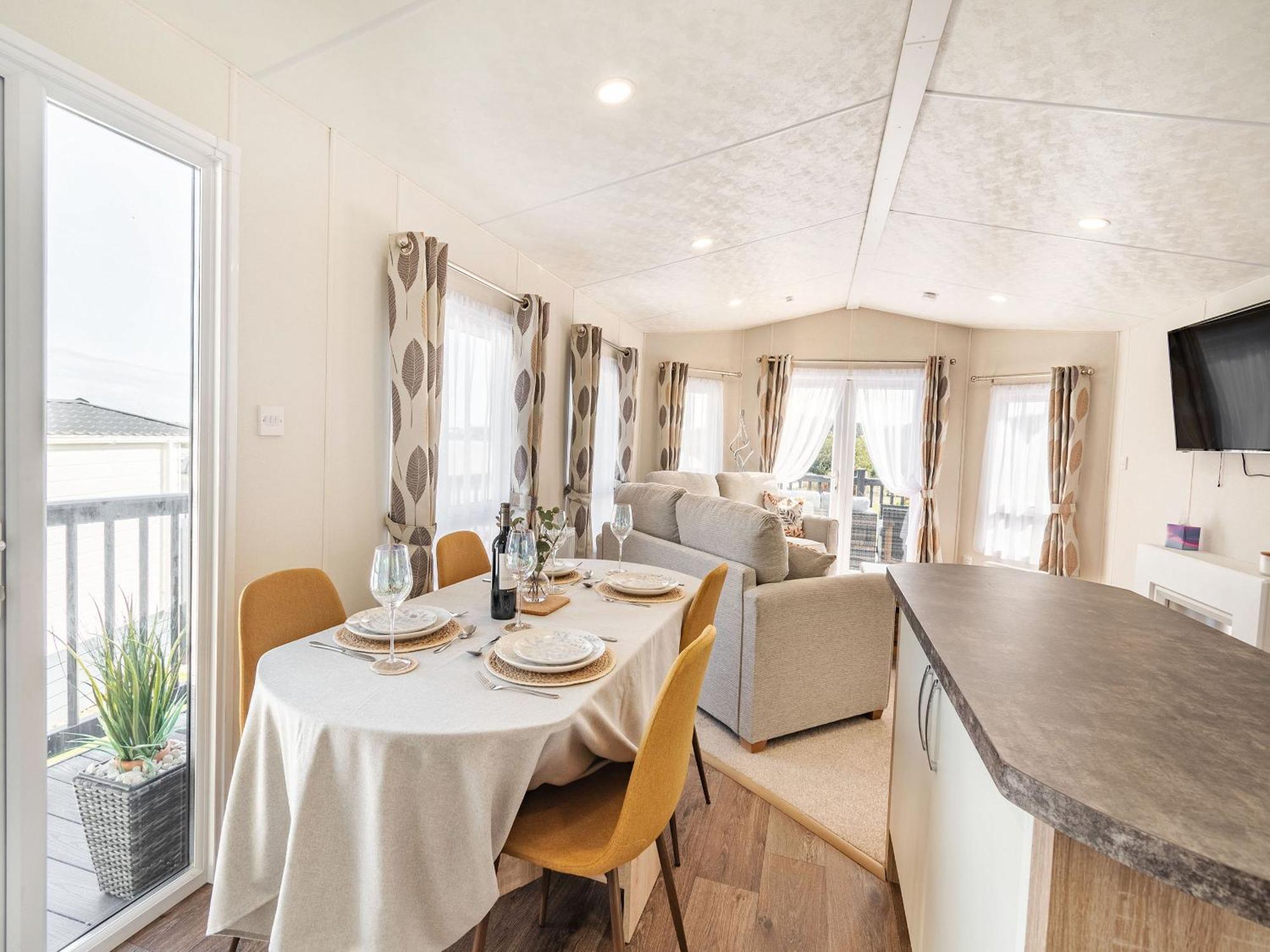 Red Wood Lodge - Uk40849 สการ์โบโรห์ ภายนอก รูปภาพ